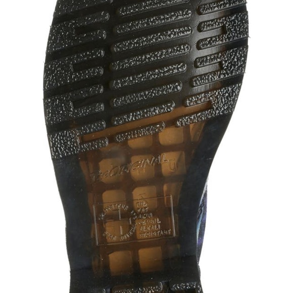 Dr Martens Boots - Picture 2 of 10